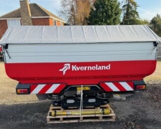 KVERNELAND EXACTA TL GEO 1875 FERTILISER SPREADER