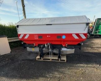 KVERNELAND EXACTA TL GEO 1875 FERTILISER SPREADER