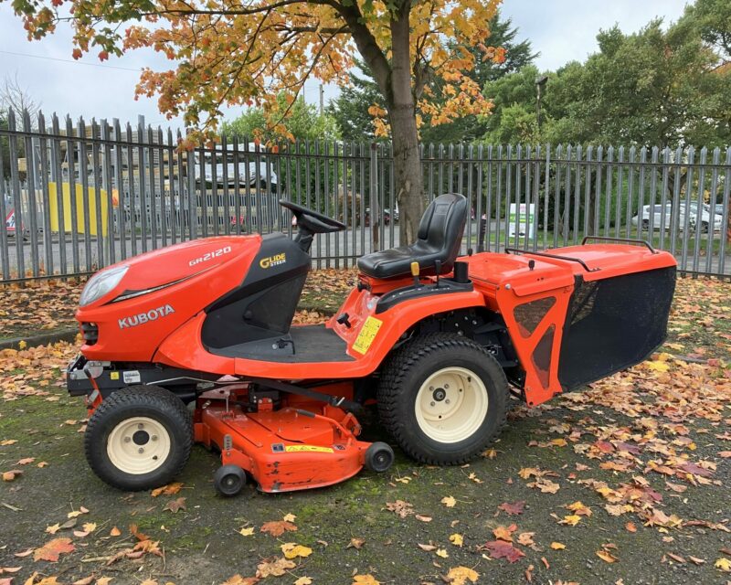 KUBOTA GR2120 RIDE ON MOWER (2014)