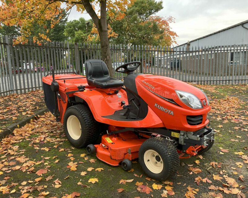 KUBOTA GR2120 RIDE ON MOWER (2014)