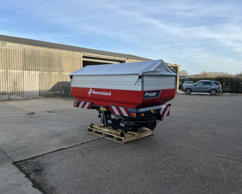 KVERNELAND EXACTA TL GEO 1875 FERTILISER SPREADER