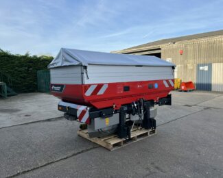 KVERNELAND EXACTA TL GEO 1875 FERTILISER SPREADER