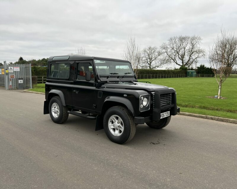 LANDROVER DEFENDER 2.5 TD5XS 3d 120BHP (2005)