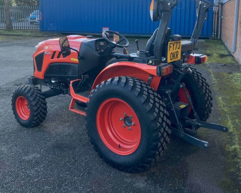 KUBOTA LX401 COMPACT TRACTOR (2023)