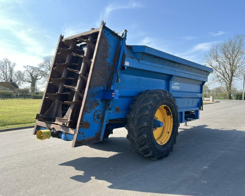 BUNNINGS LOWLANDER 150 MUCK SPREADER (2010)