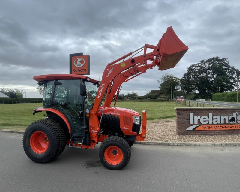 KUBOTA L2452 COMPACT TRACTOR & LOADER (2023)