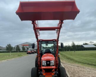 KUBOTA L2452 COMPACT TRACTOR & LOADER (2023)