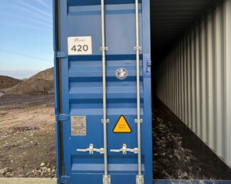 40 FT SHIPPING CONTAINERS