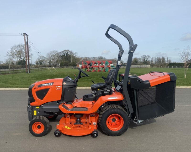 KUBOTA G261 LD RIDE ON MOWER