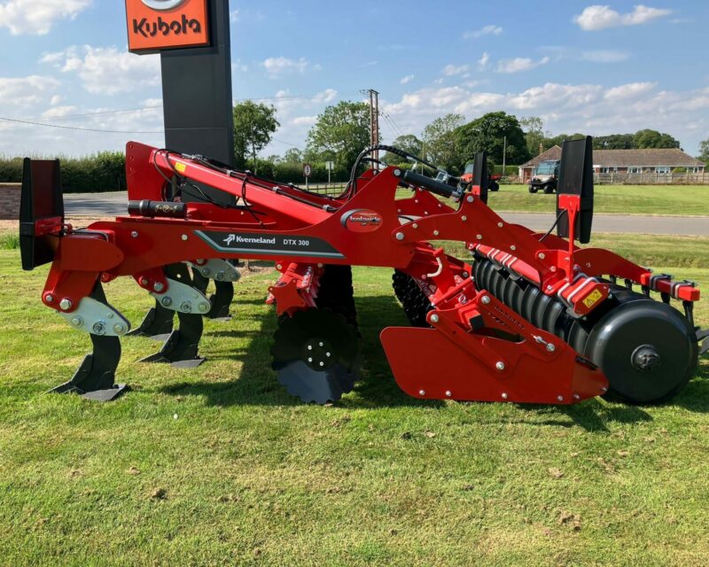 KVERNELAND DTX 300 CULTIVATOR