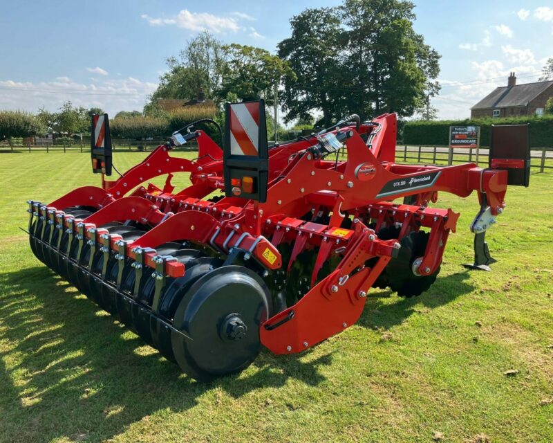 KVERNELAND DTX 300 CULTIVATOR