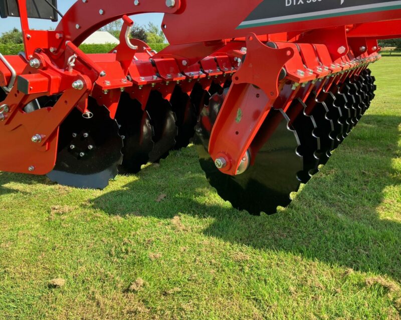 KVERNELAND DTX 300 CULTIVATOR