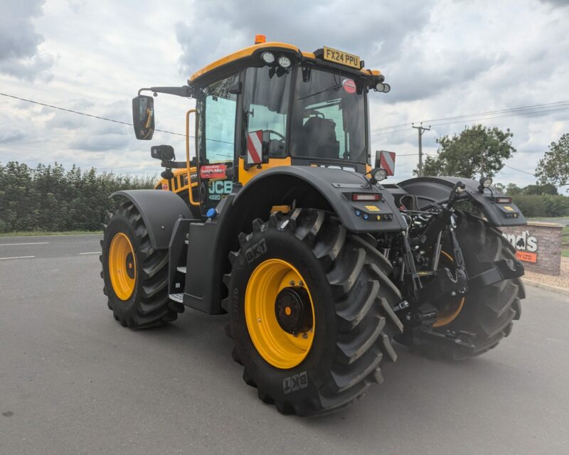 JCB FASTRAC 4220 ICON