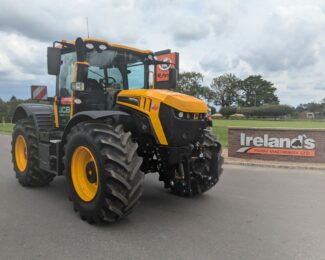 JCB FASTRAC 4220 ICON