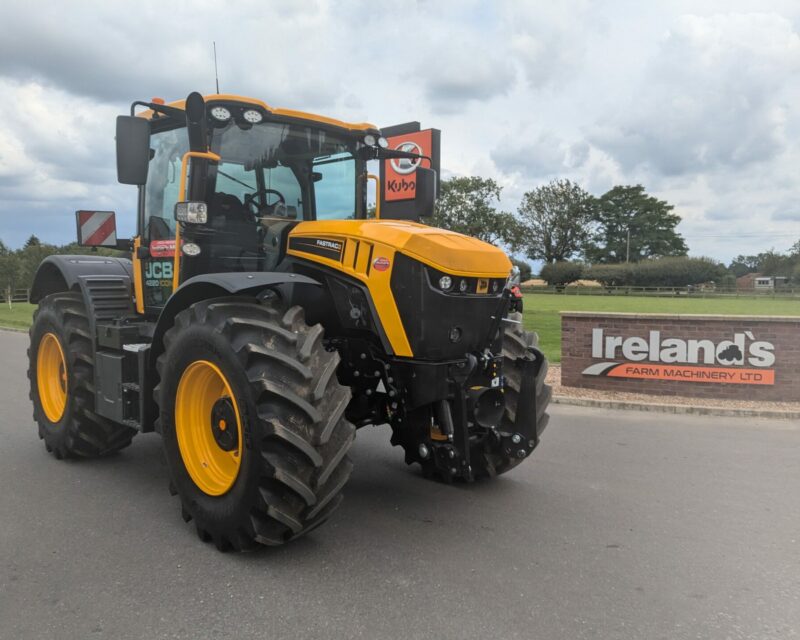 JCB FASTRAC 4220 ICON