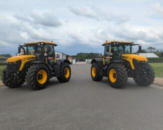 JCB FASTRAC 4220 ICON