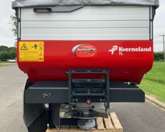 KVERNELAND EXACTA TL FERTILISER SPREADER (2018)