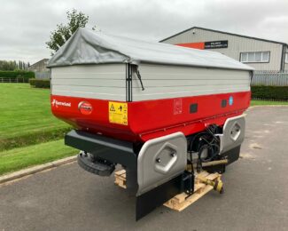 KVERNELAND EXACTA TL FERTILISER SPREADER (2018)