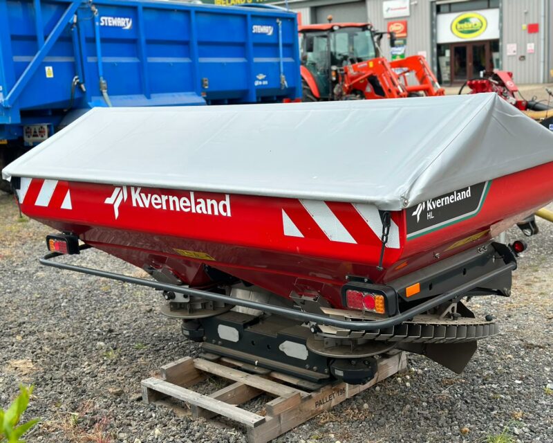 KVERNELAND HL 1875 PRO FERTILISER SPREADER